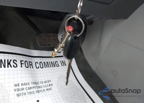 2015 Toyota Sienna Le 7 Passenger/Le 8 Passenger from USA, damaged, VIN 5TDKK3DC4FS684632